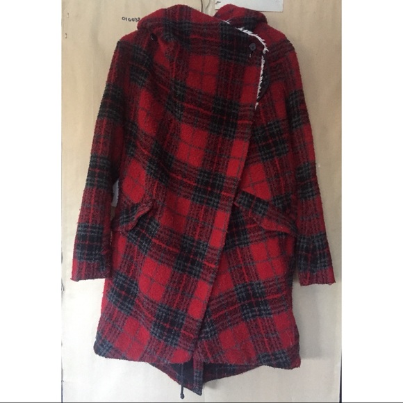 Asymmetrical coat - Picture 4 of 8